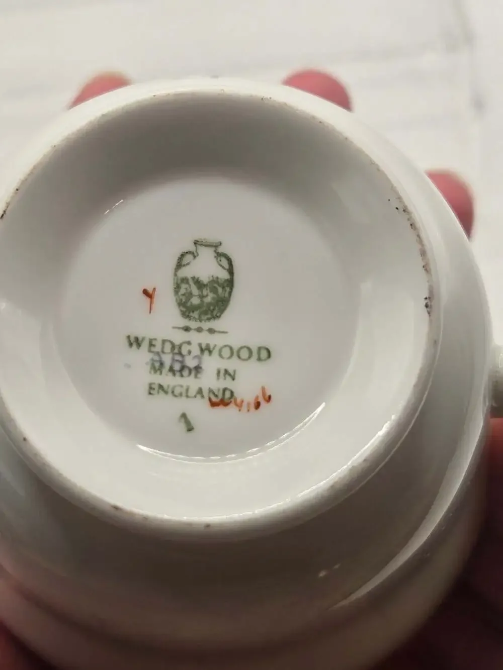VTG Wedgwood Wild Oats W4166 Bone China Hand-Poured Candle in Tea Cup Set